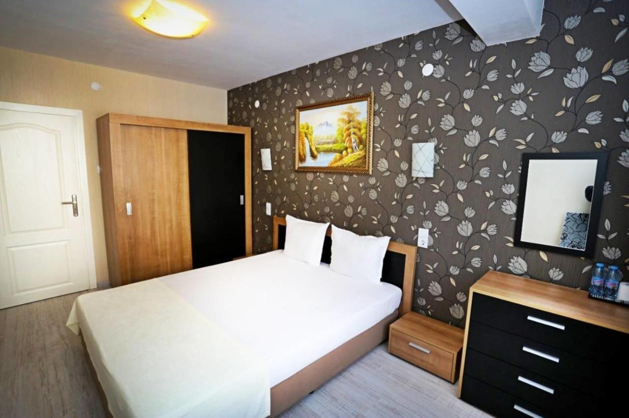 Apart Hotel Central Момчилград Экстерьер фото
